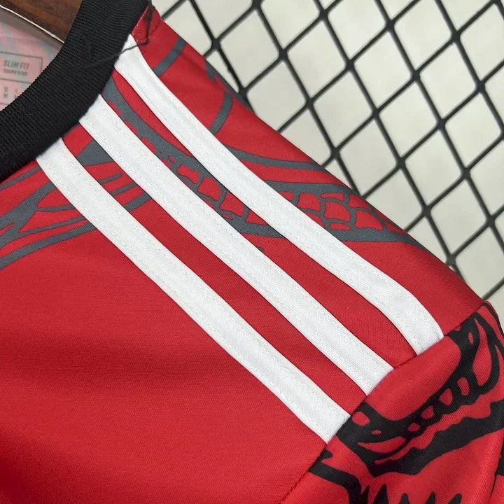 Real Madrid Fußballtrikot Konzept Rosa 2024 2025