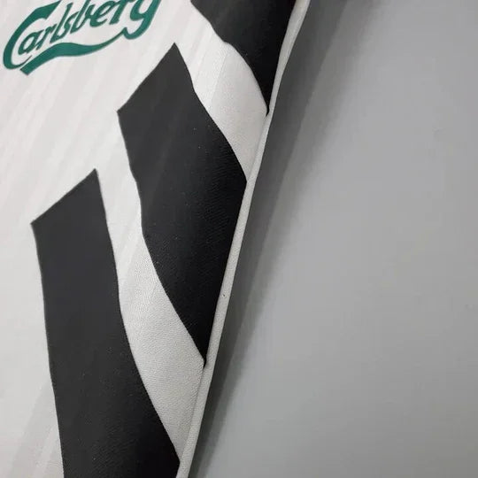 Liverpool Retro Jersey 06/07