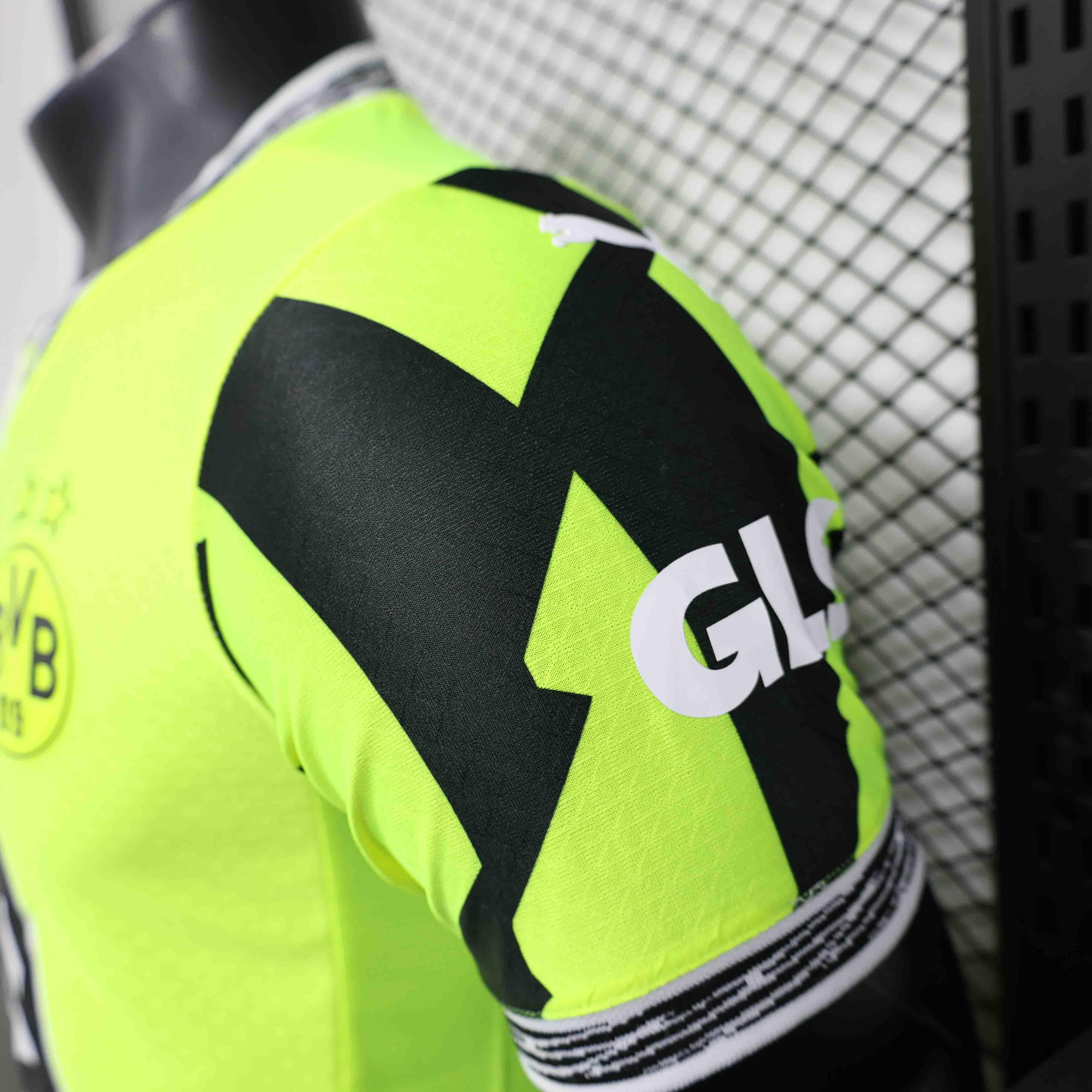 Trikot 25-26 Dortmund Konzept