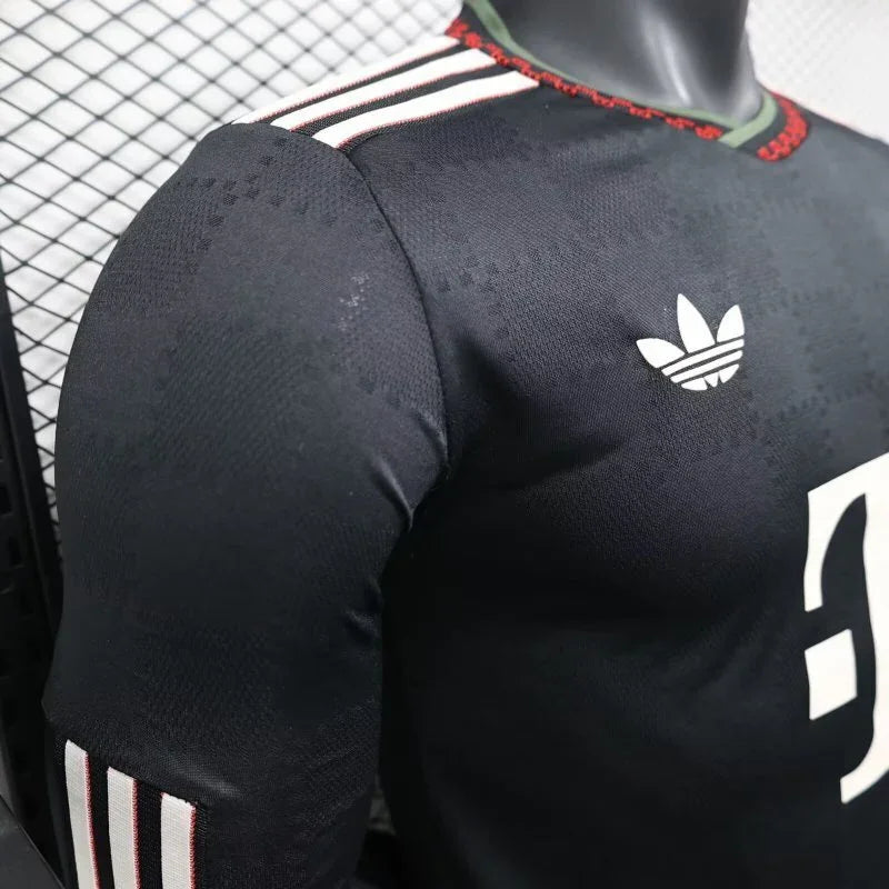 Bayern Munich Jersey 2025-26