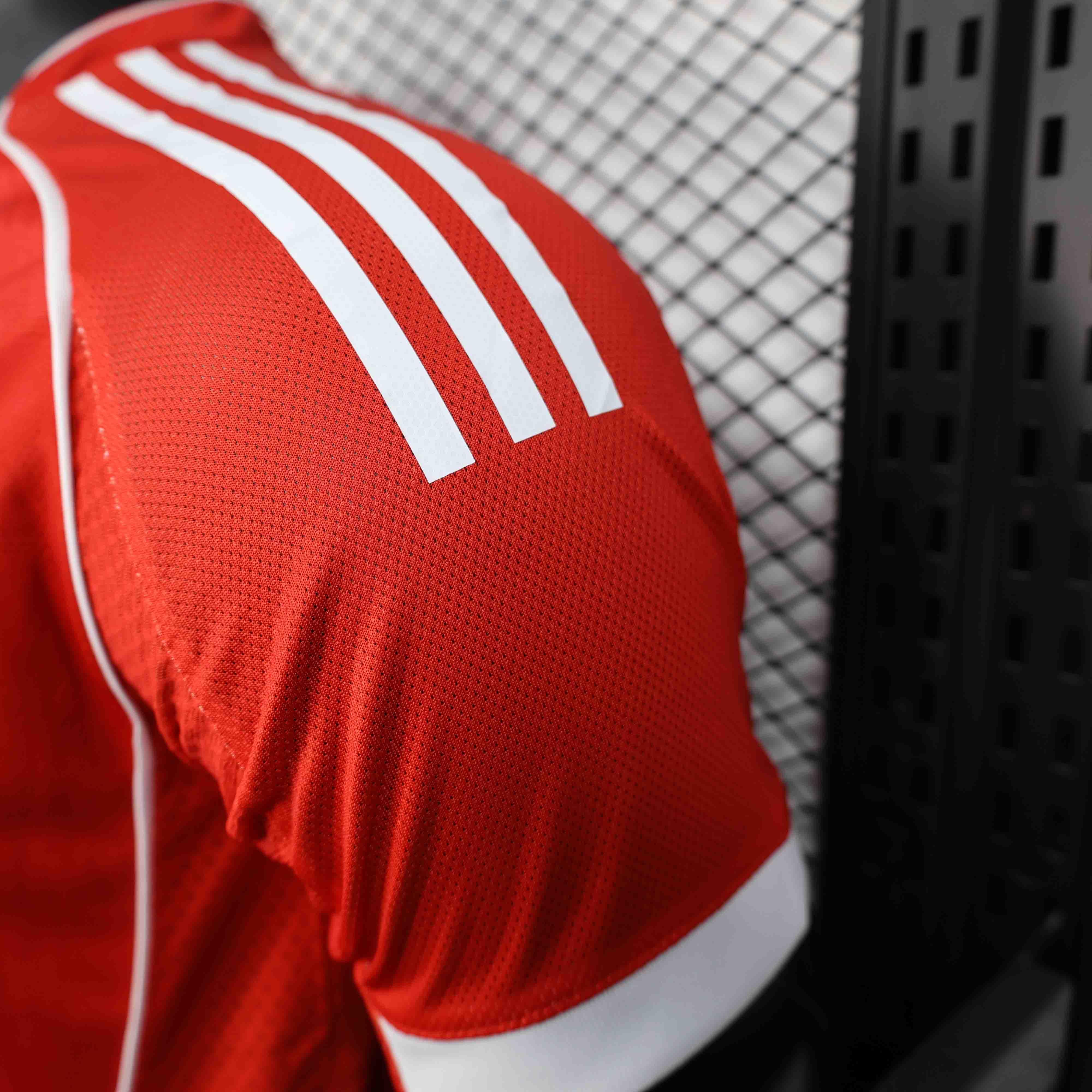Bayern München Trikot 2025-26