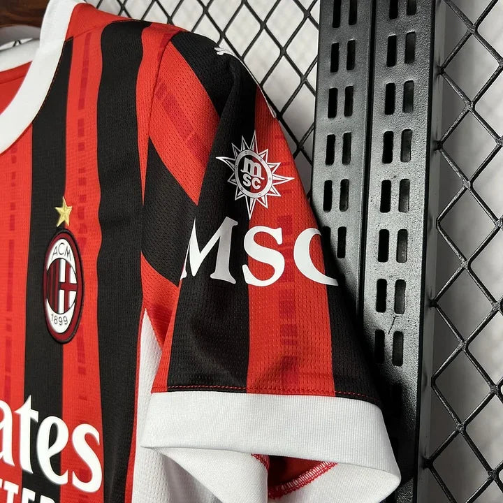 AC MAILAND FUSSBALL 2024/25
