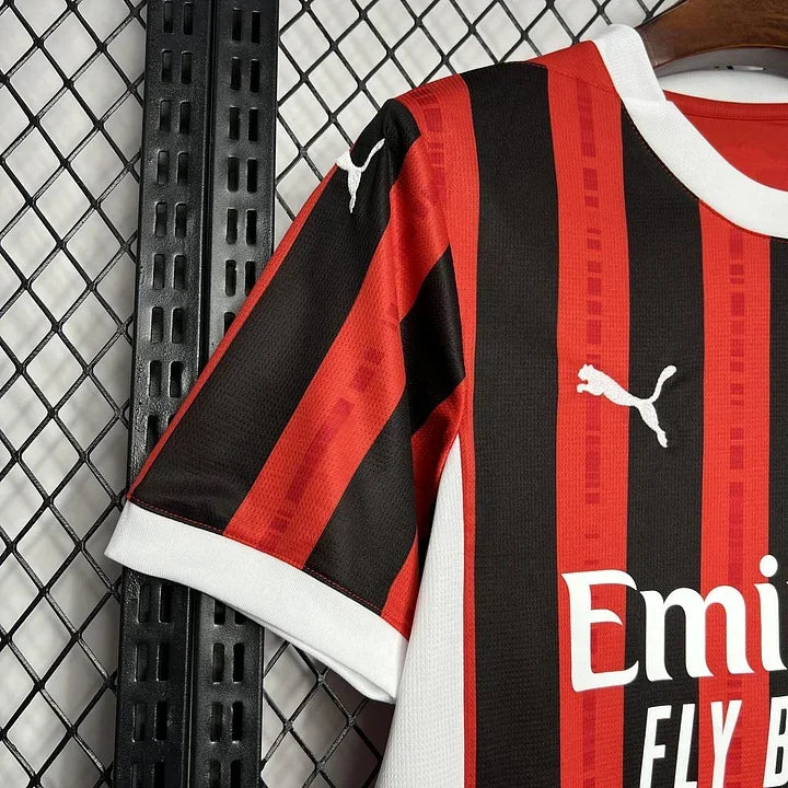 AC MAILAND FUSSBALL 2024/25