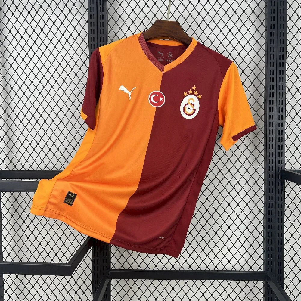 Galatasaray 2025-26 jersey