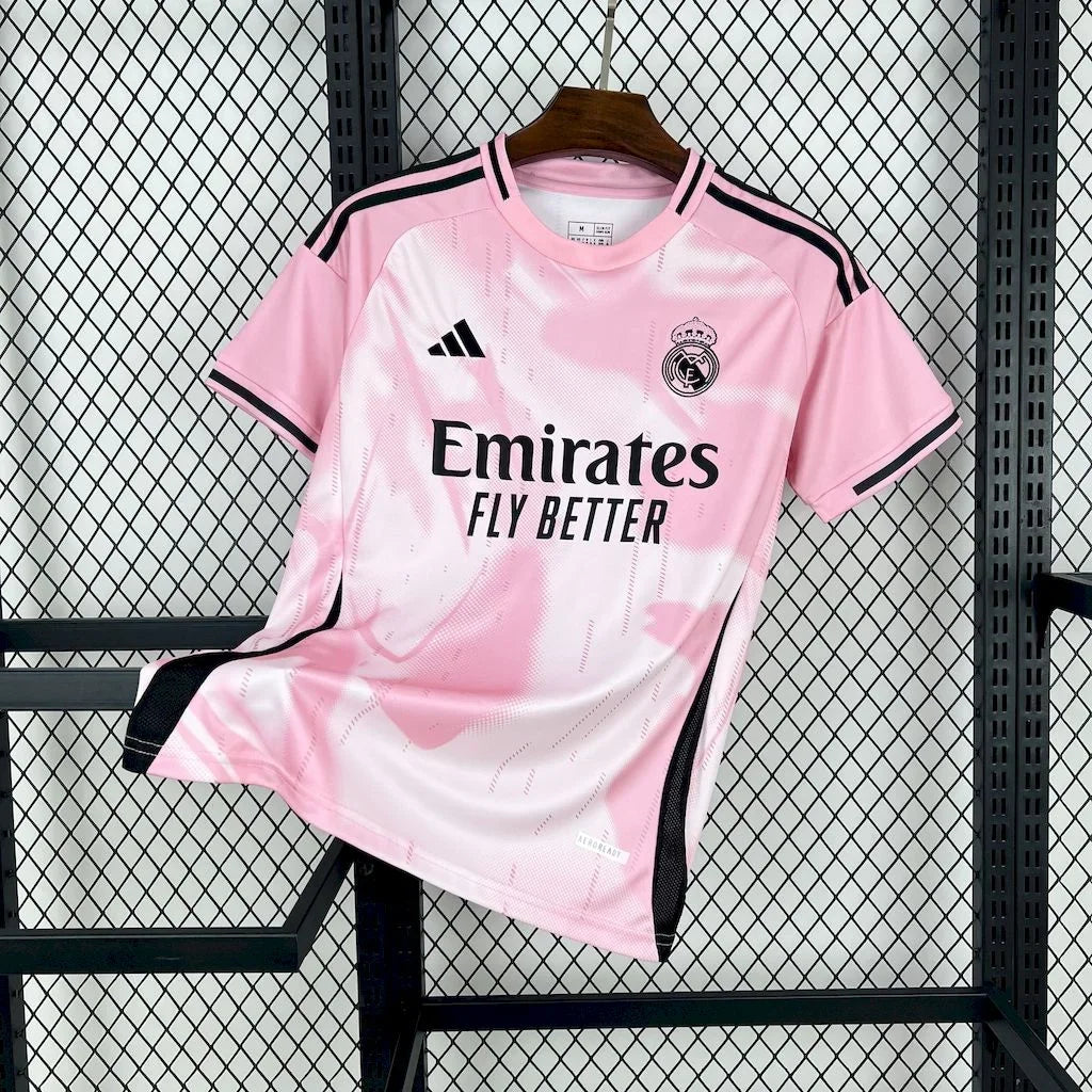 Real Madrid Konzepttrikot Rosa & Weiß 2025