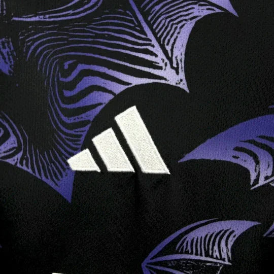 Real Madrid Sondertrikot 2024/25 Fledermaus
