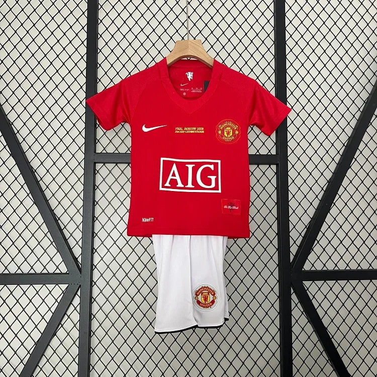RETRO KINDER-KIT MANCHESTER UNITED 2008