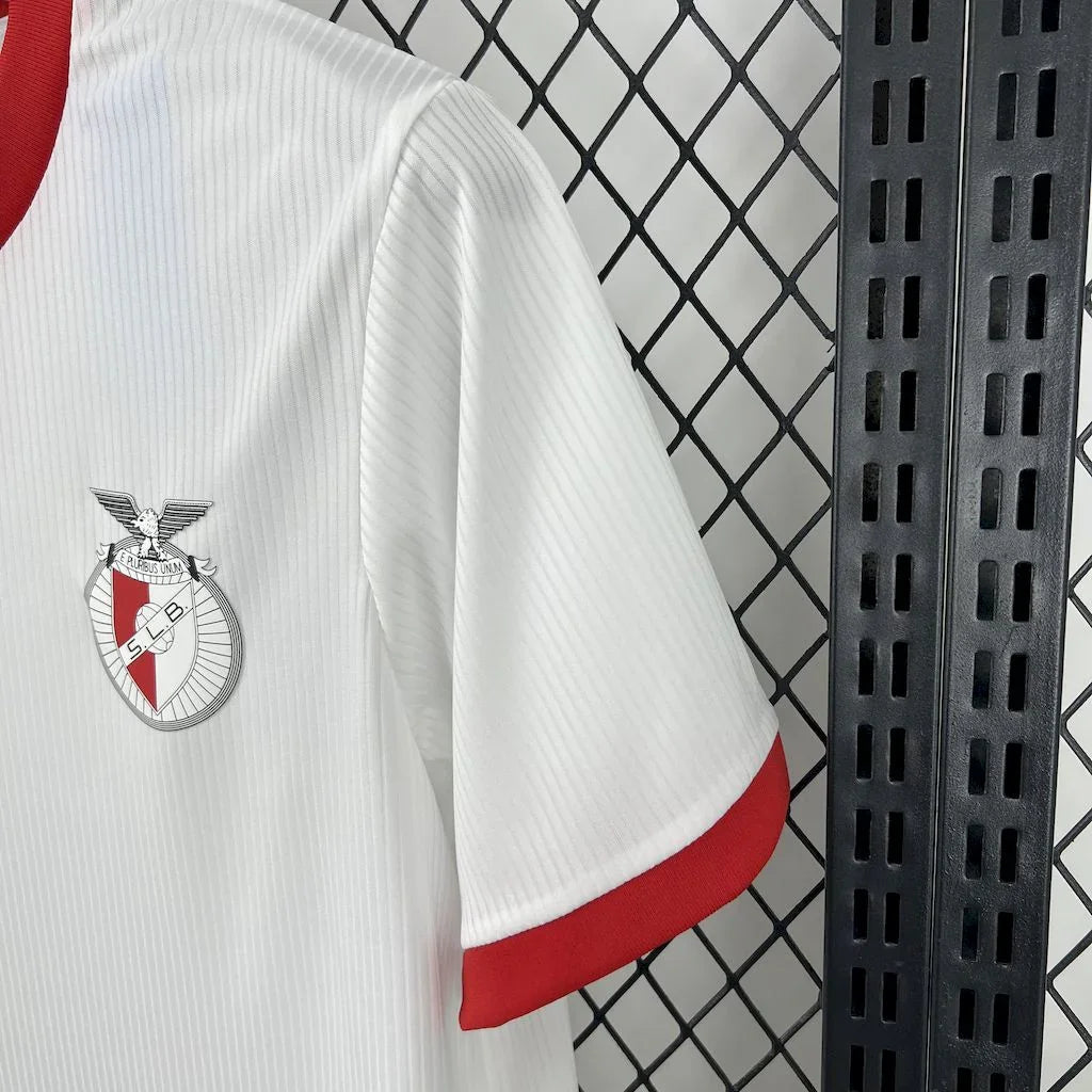 Benfica concept jersey 2025-26