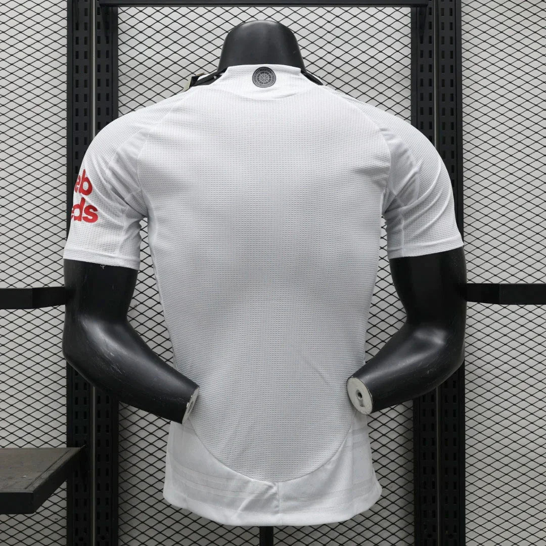 Fulham Trikot 2024-25