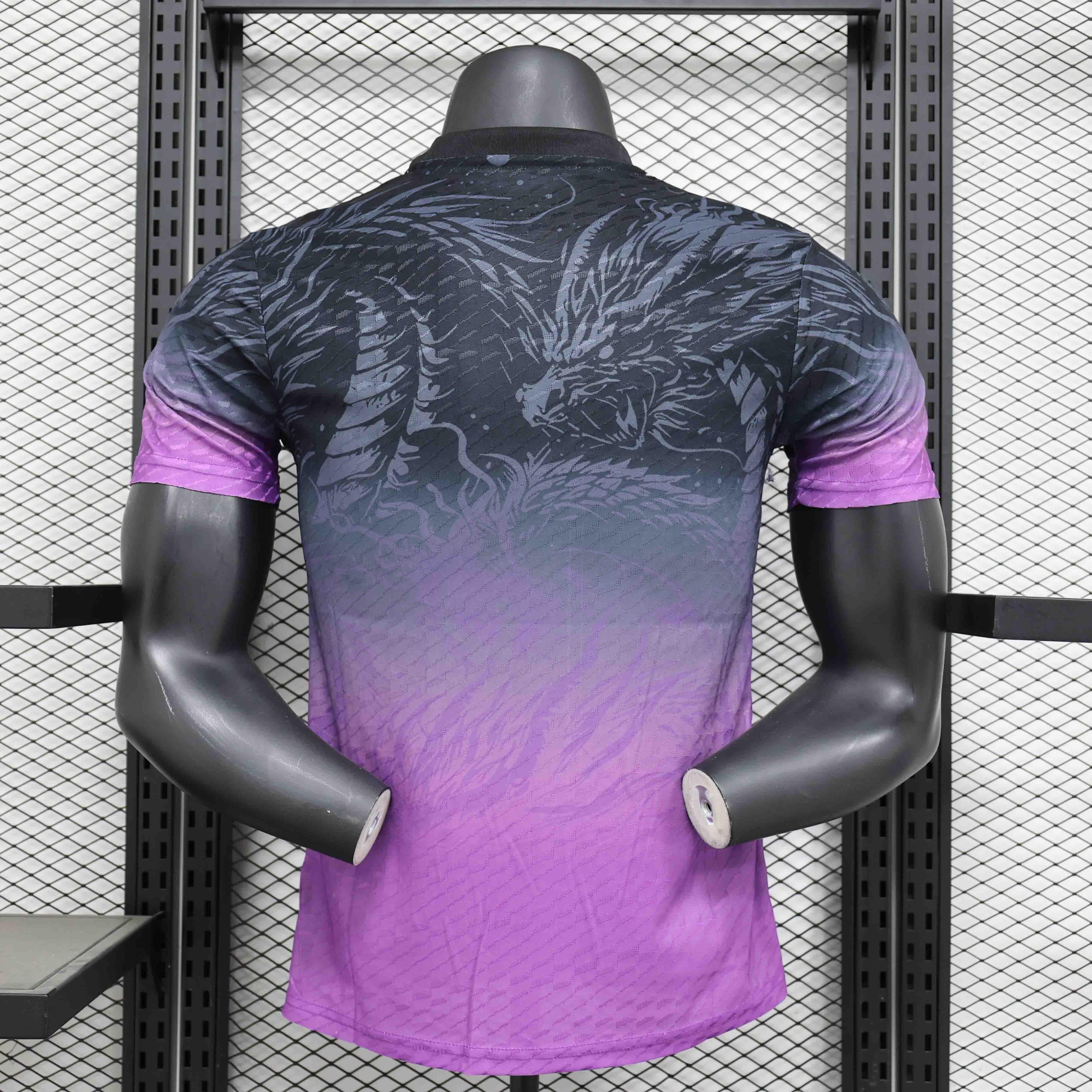 Real Madrid 24-25 kit