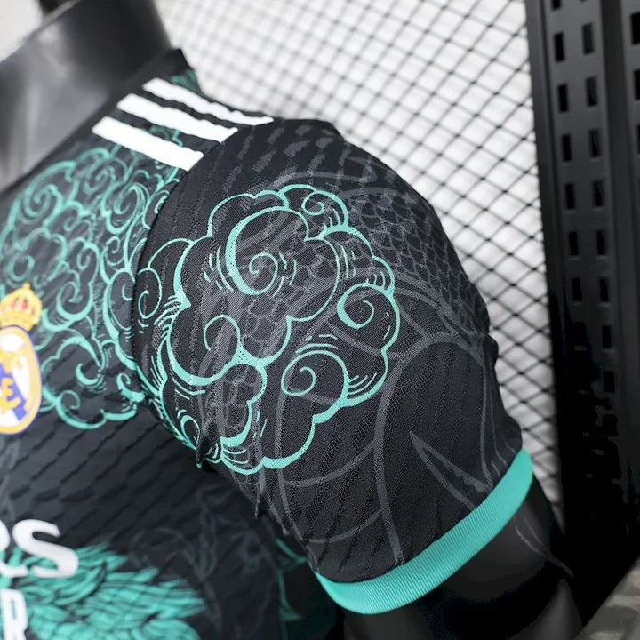 Real Madrid Fußballtrikot Konzept 2025 2026