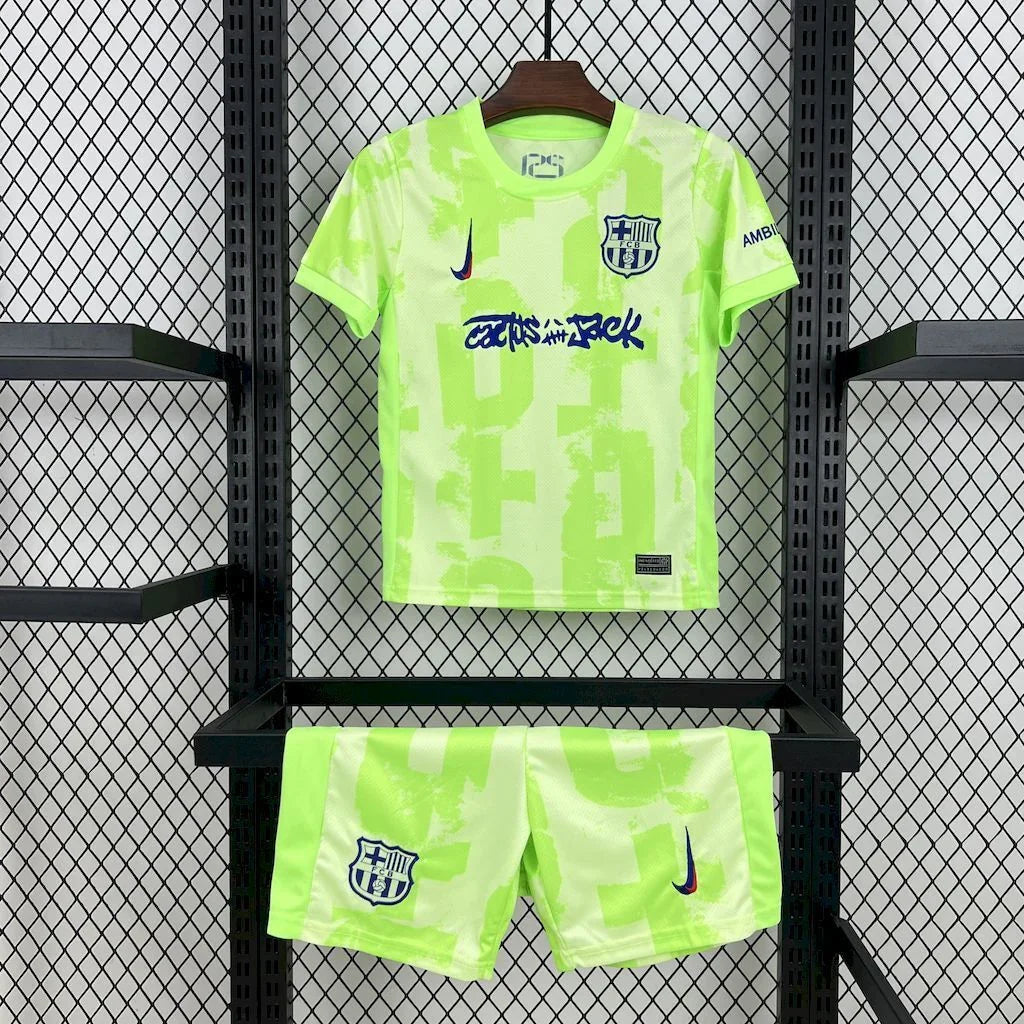 FC Barcelona Kinder-Kit Konzept 2024-25