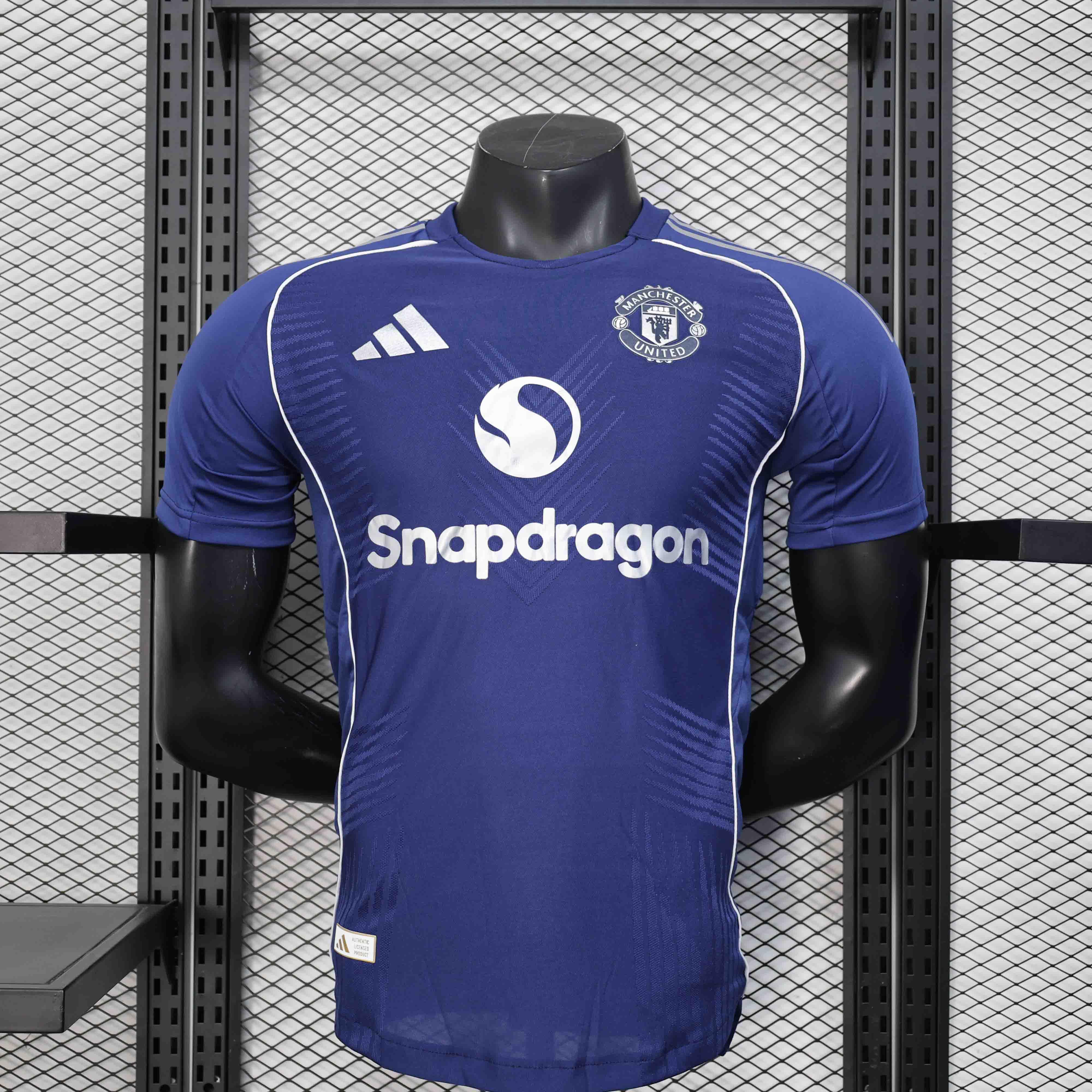 Manchester United concept kit 2025-26