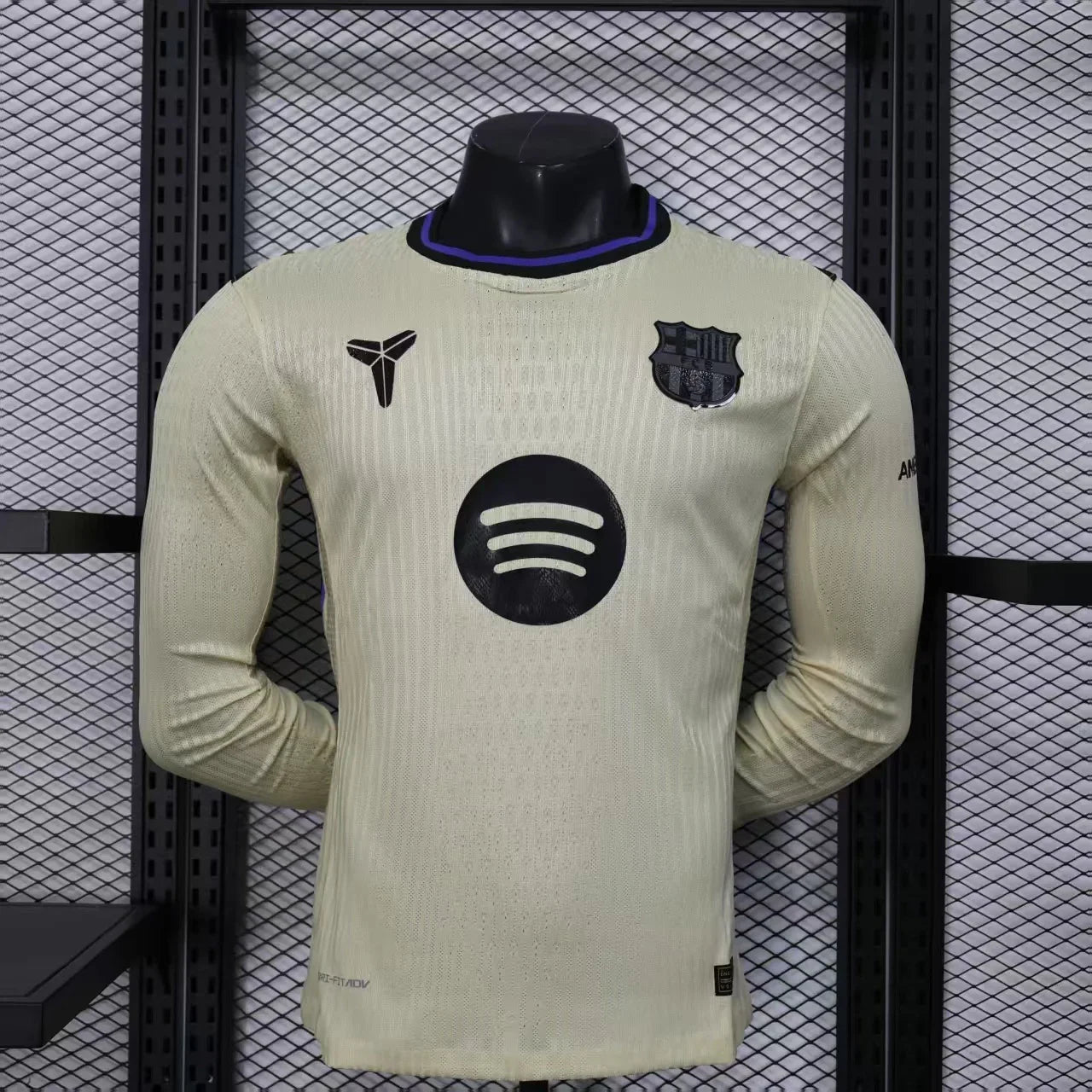 FC Barcelona long-sleeve away jersey 2025-26