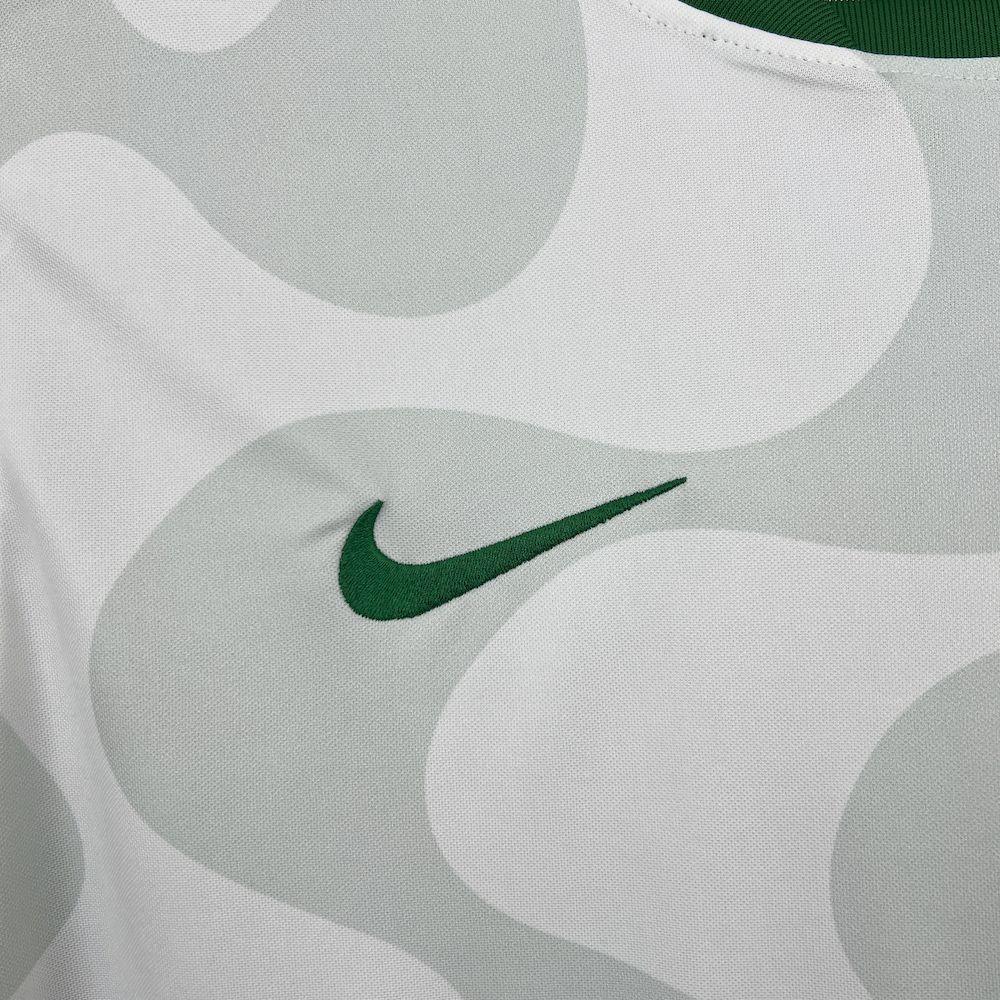 Sporting away kit 2025-26