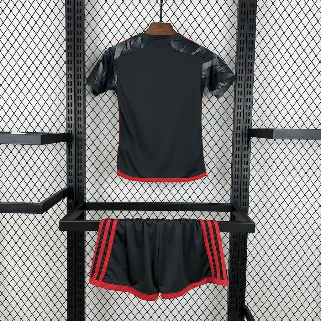 Flamengo Kinder-Kit 2024-25
