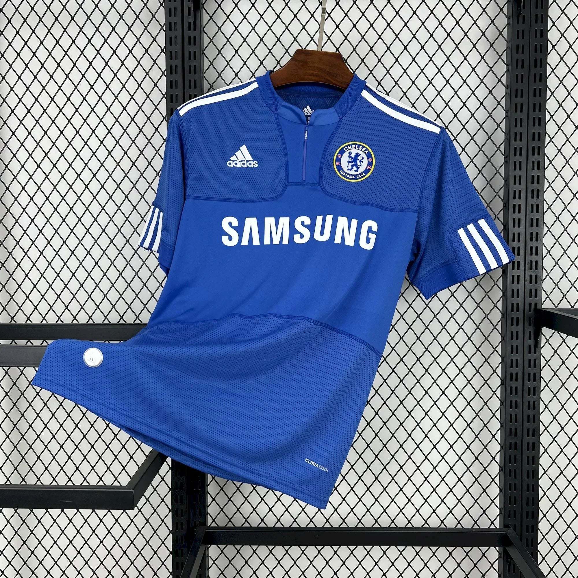 Chelsea 2009 2010 Retro Football Shirt