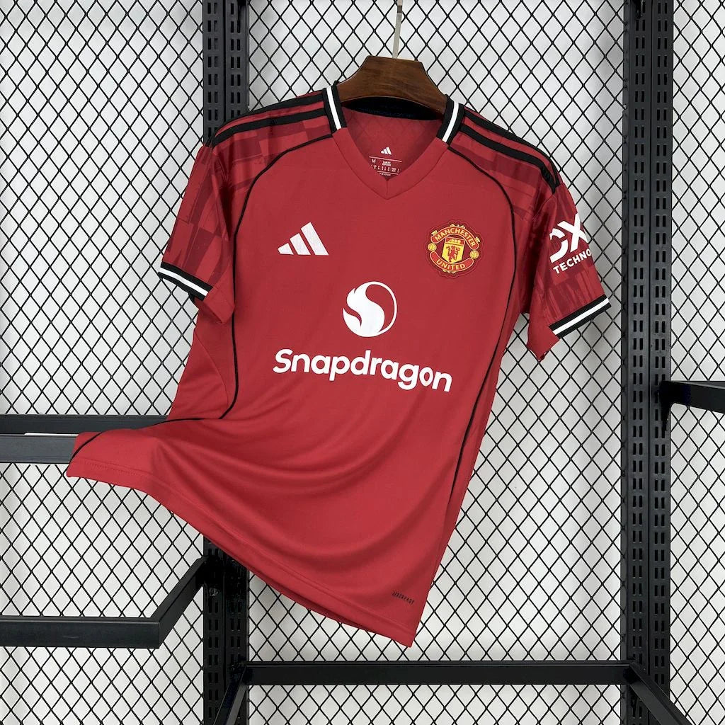 Manchester United Trikot 2025-26