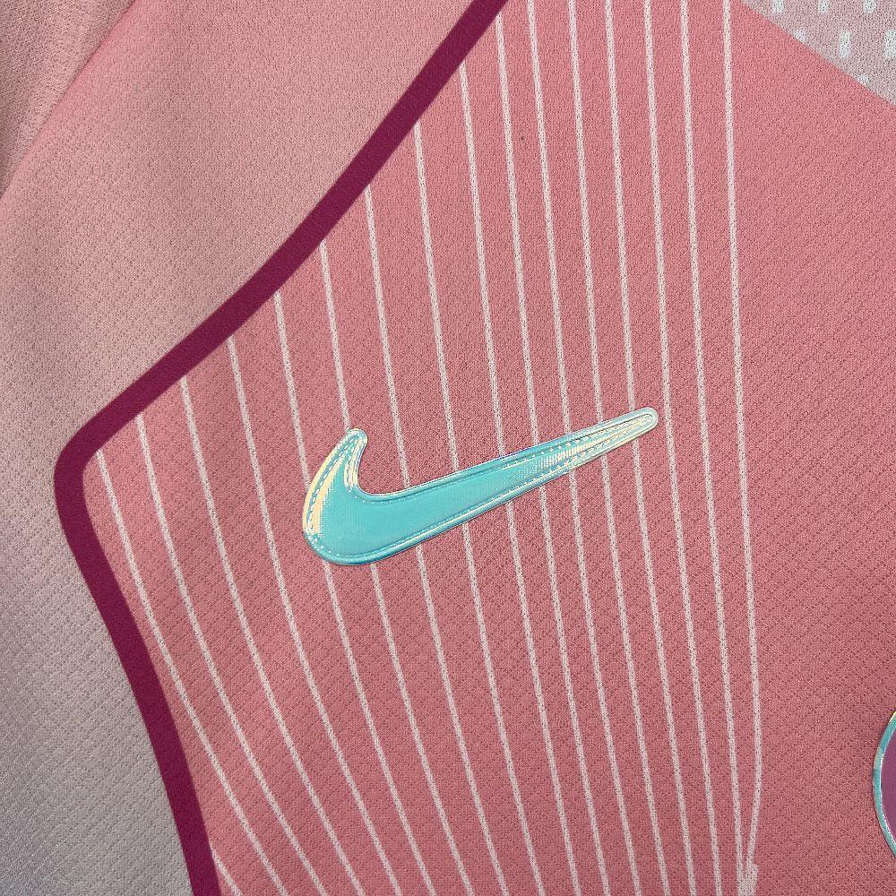 PSG Konzept-Trikot Pink 2025-26