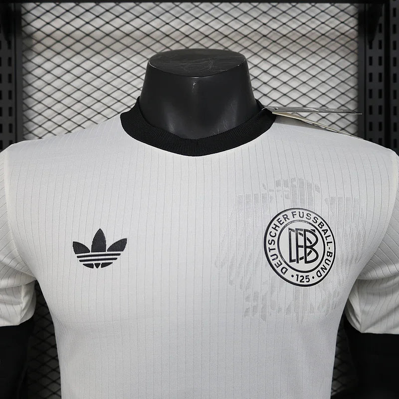Deutschland Konzept-Trikot 2025-26