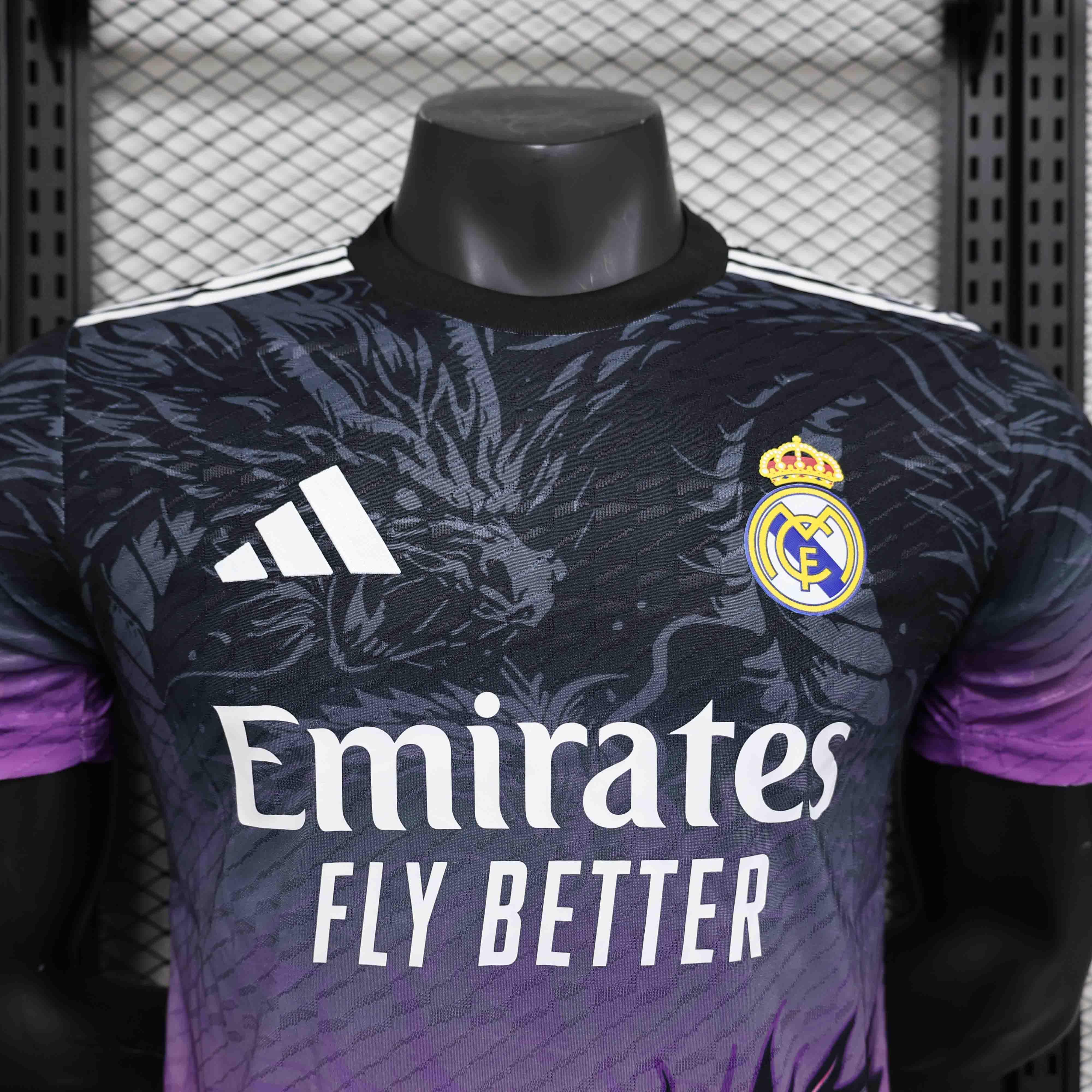 Real Madrid 24-25 kit