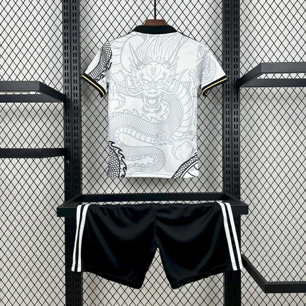 Real Madrid Concept Kit 2022-23 Kids