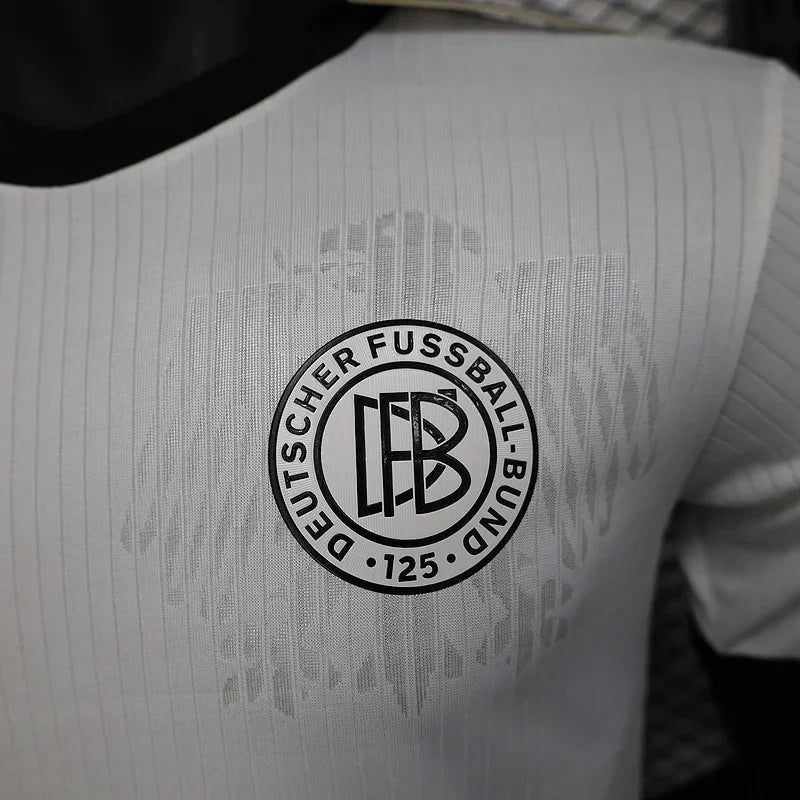 Deutschland Konzept-Trikot 2025-26