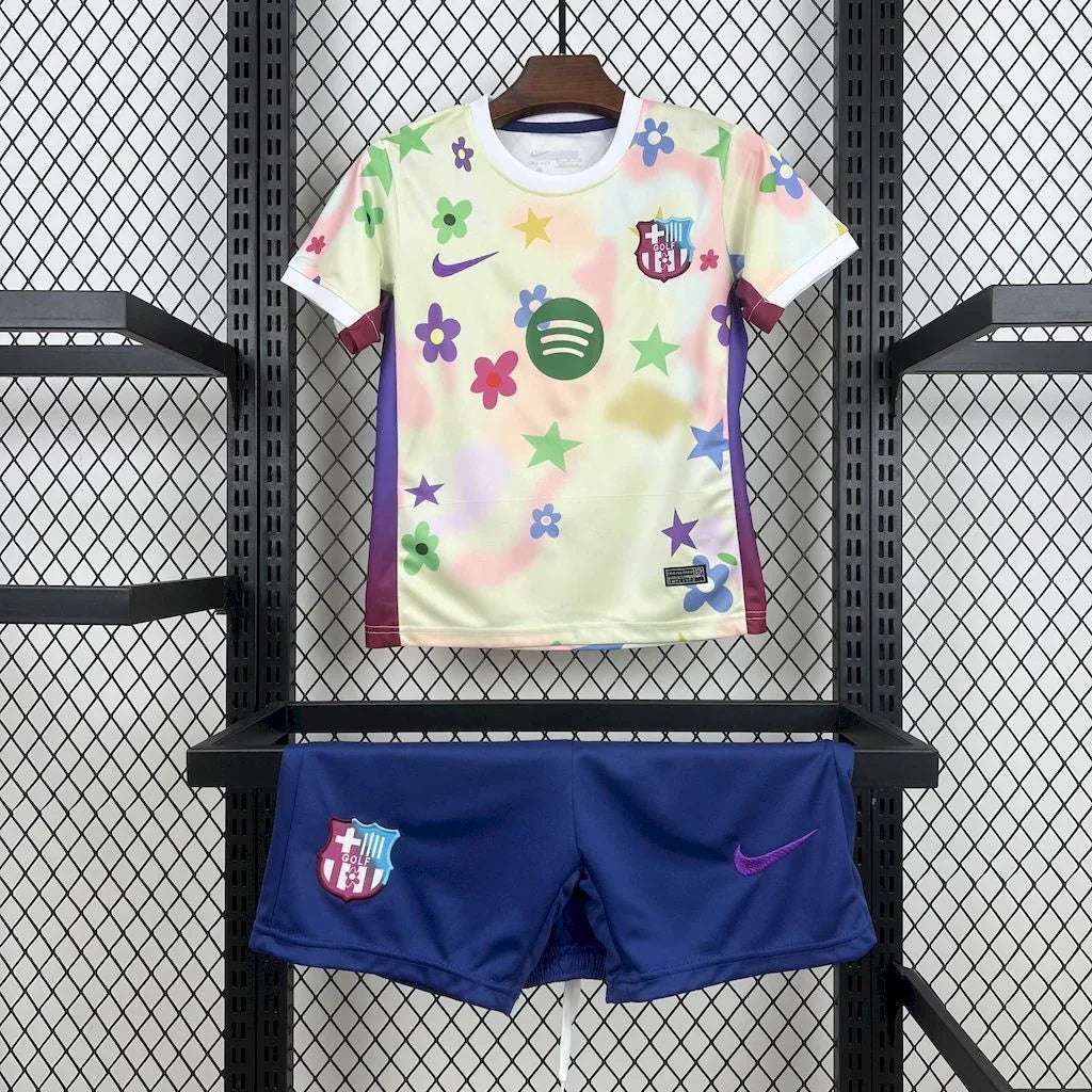 FC Barcelona Kinder-Kit Konzept 2025-26