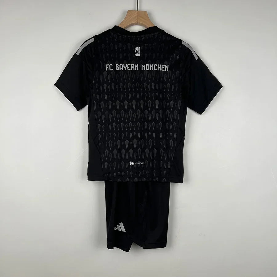 FC BAYERN MÜNCHEN KINDER-SET 2023-24