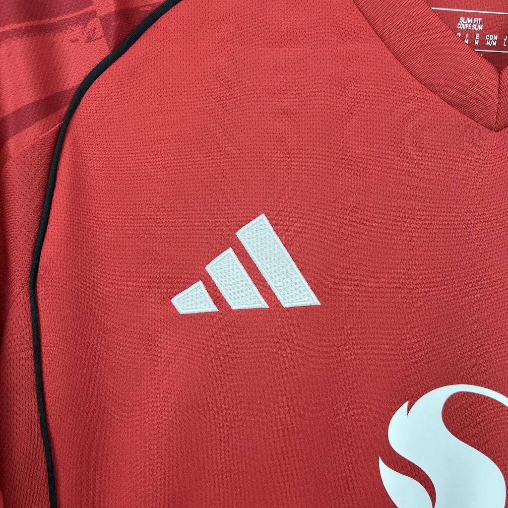 Manchester United Trikot 2025-26