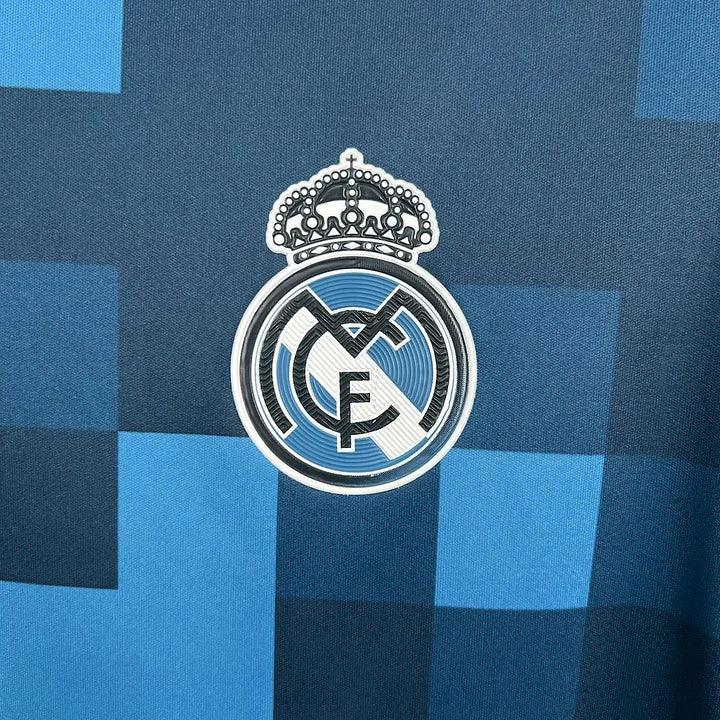 Real Madrid Fußballtrikot 2017 2018 retro