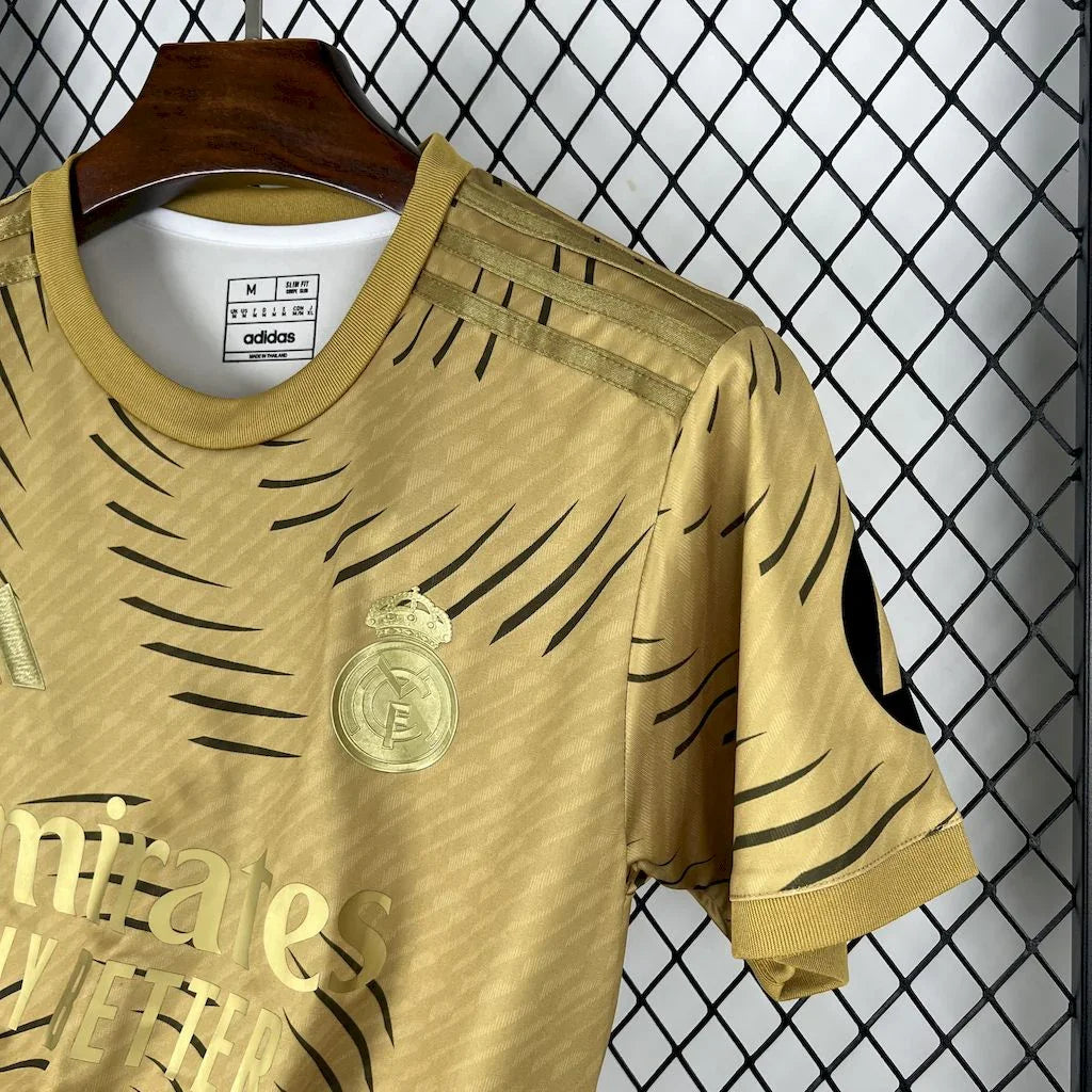 Real Madrid Trainingstrikot 2025-26