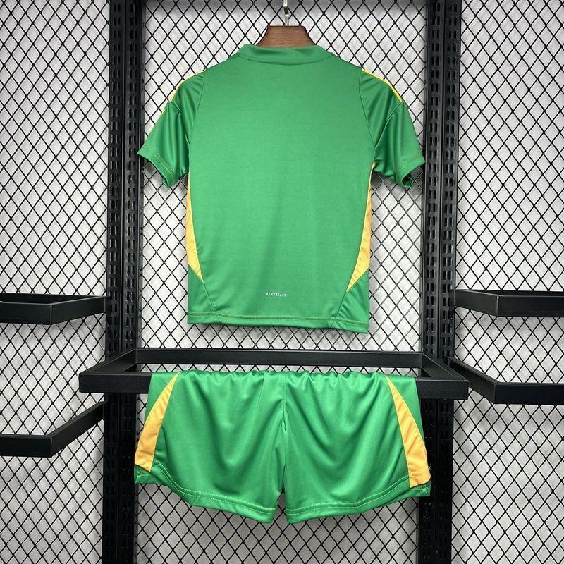 Newcastle Away Goalkeeper Mini Kit 2024-25