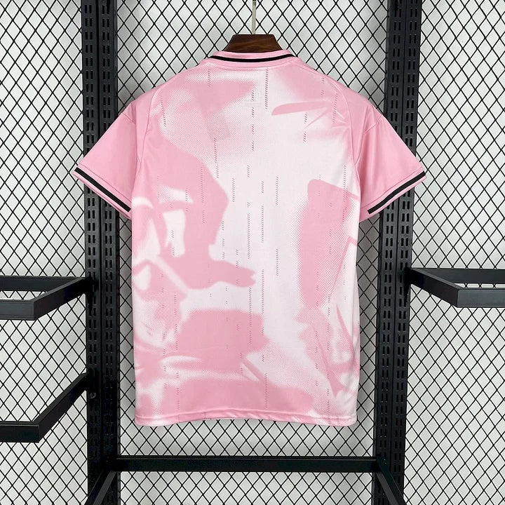 Real Madrid Konzepttrikot Rosa & Weiß 2025